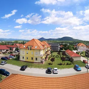 Apartament Orsika Hilltop Eger